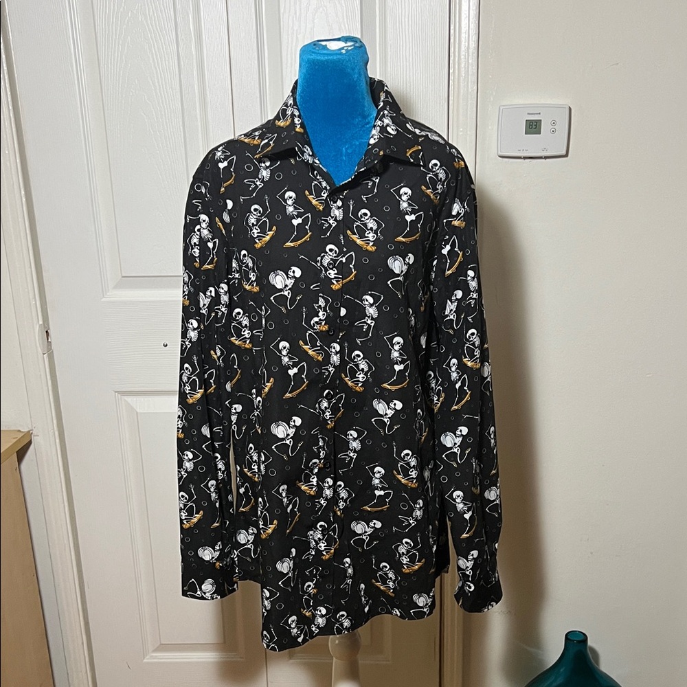 SIMON BANKS Skulls Halloween Button Down Shirt L